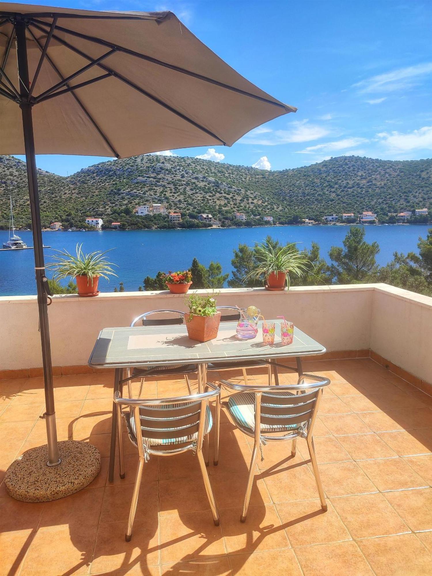Apartments Vesna Lastovo 外观 照片
